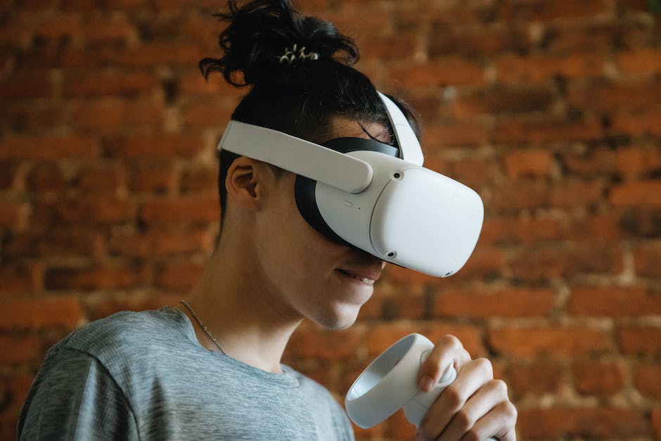 VR Brille ermöglicht interaktive Erlebnisse